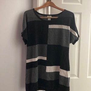 Great maternity shirt from motherhood